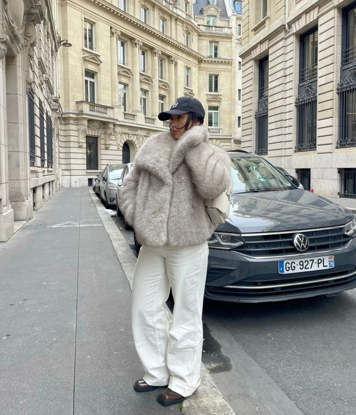 Amelia™ | Zachte faux-fur jas met een lichte, luxe uitstraling