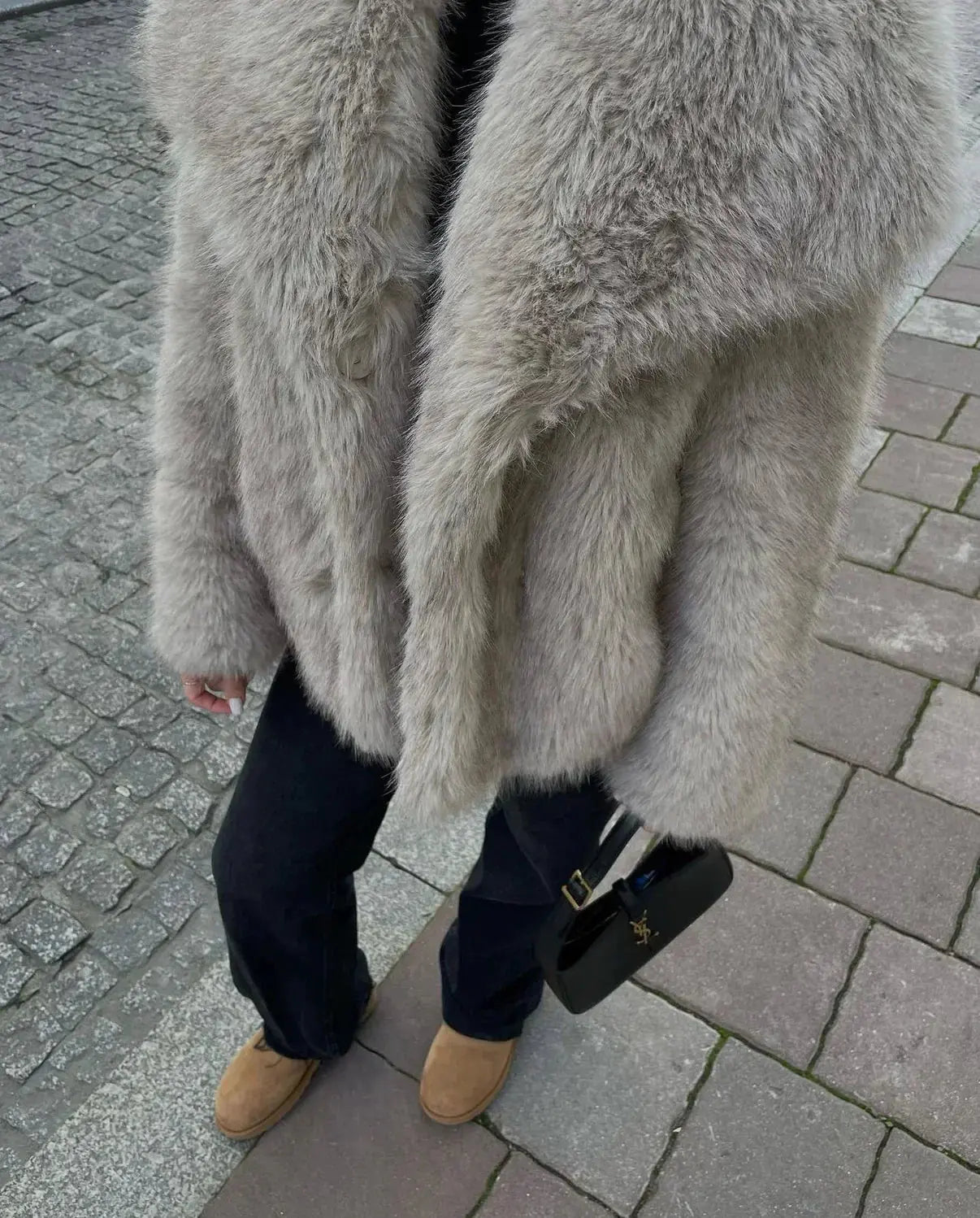 Amelia™ | Zachte faux-fur jas met een lichte, luxe uitstraling