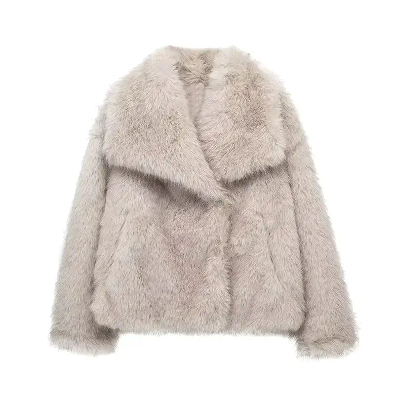 Amelia™ | Zachte faux-fur jas met een lichte, luxe uitstraling