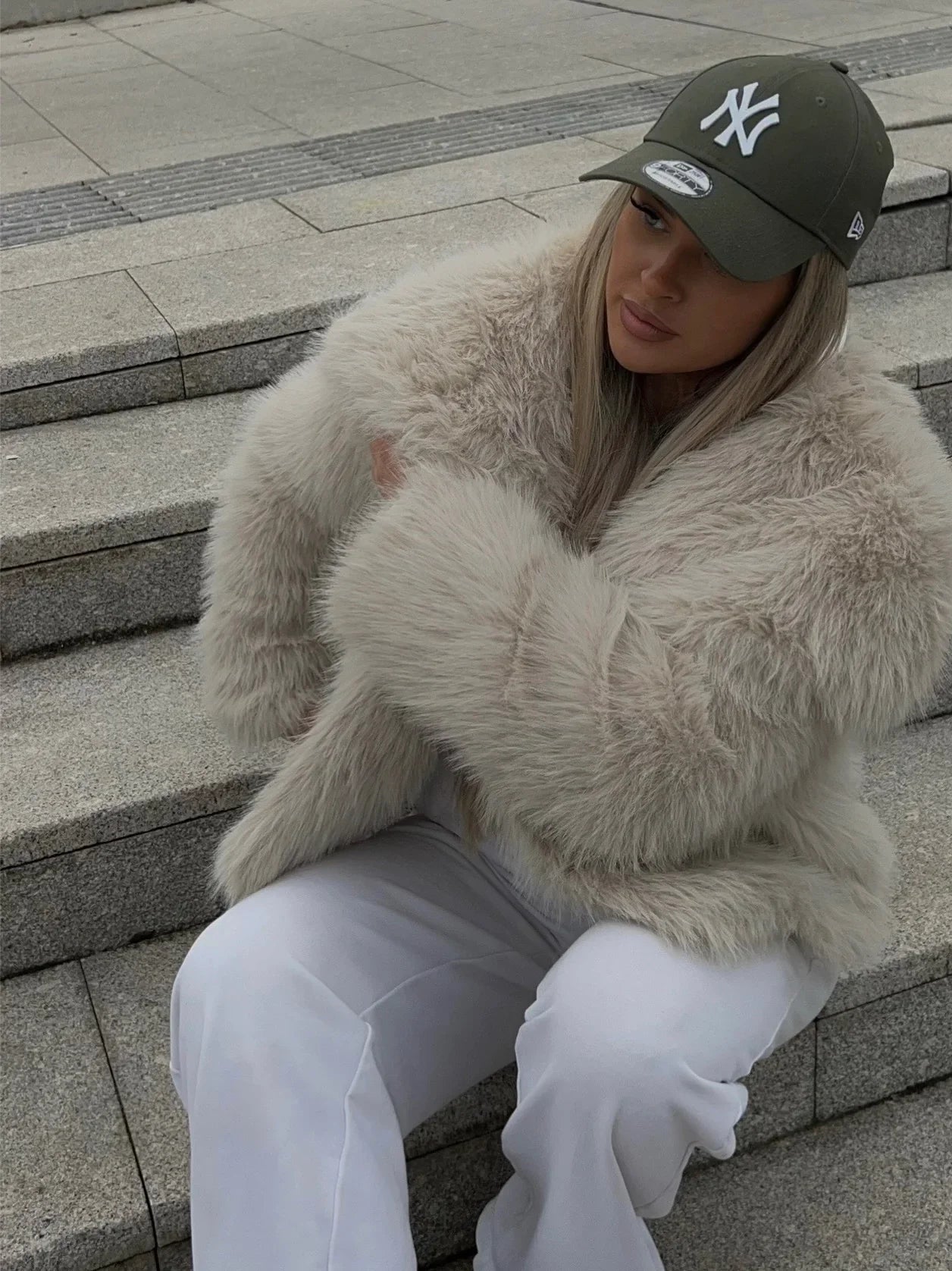 Amelia™ | Zachte faux-fur jas met een lichte, luxe uitstraling